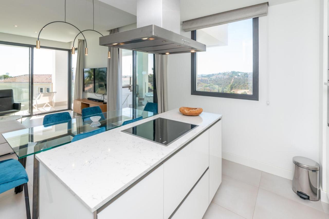 Apartmán 2Br Luxury - Santa Barbara Heights, Good Wifi & Ac La Cala De Mijas Exteriér fotografie